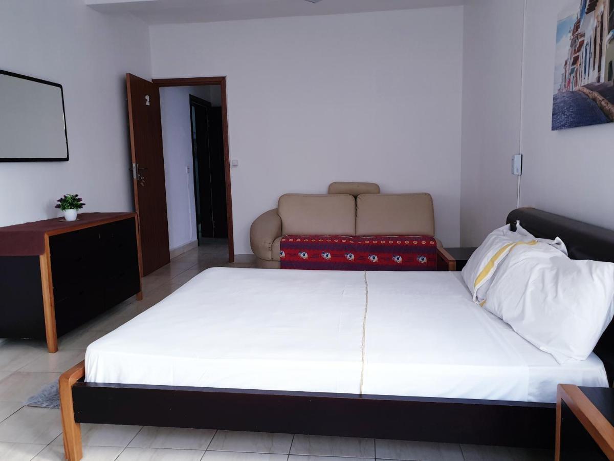 Guest House Mangui Baxu Rooms & Apartment Таррафал Экстерьер фото