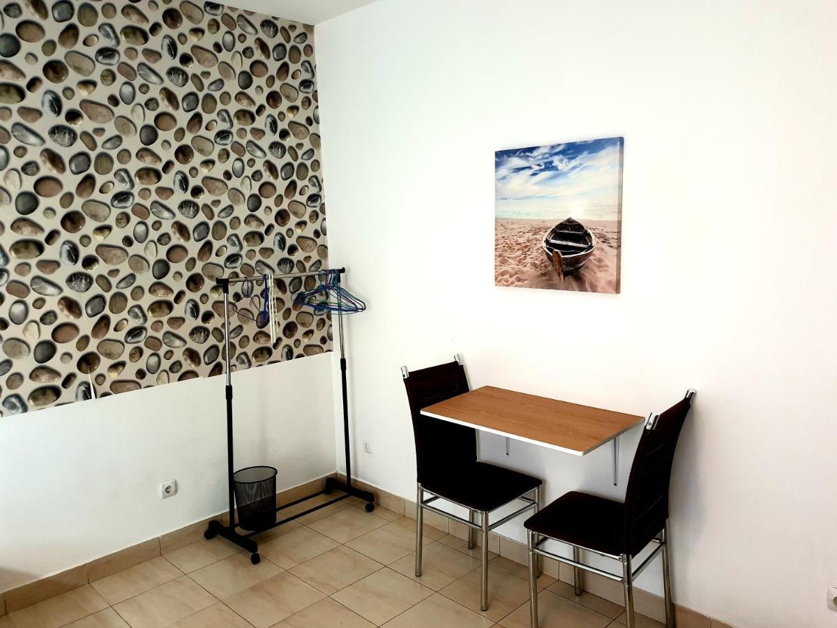Guest House Mangui Baxu Rooms & Apartment Таррафал Экстерьер фото